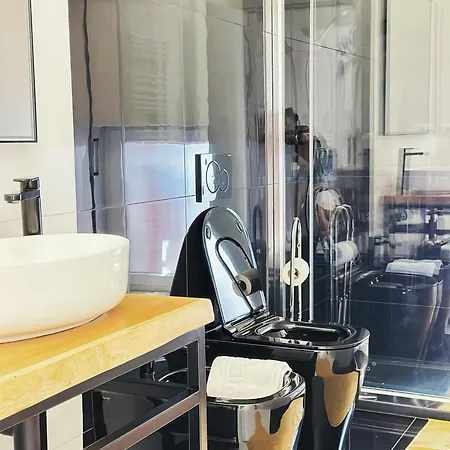 Apartment Parisi - Fiera Luxury Golosine 3 *
