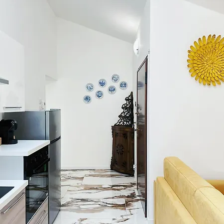 Apartamento Parisi - Fiera Luxury Golosine 3 *